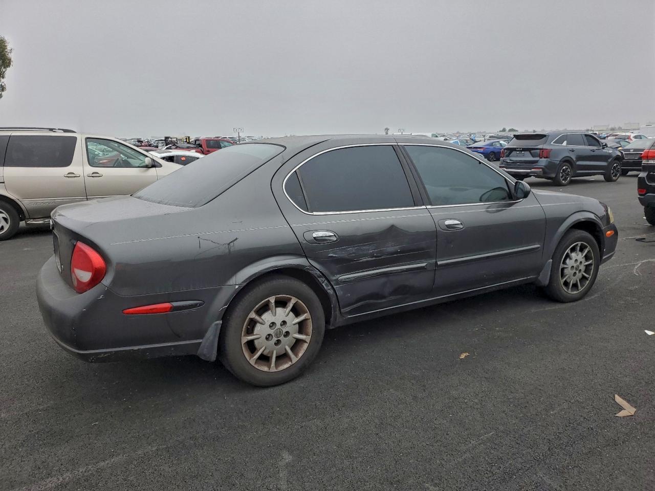 Lot #3318082414 2000 NISSAN MAXIMA GLE