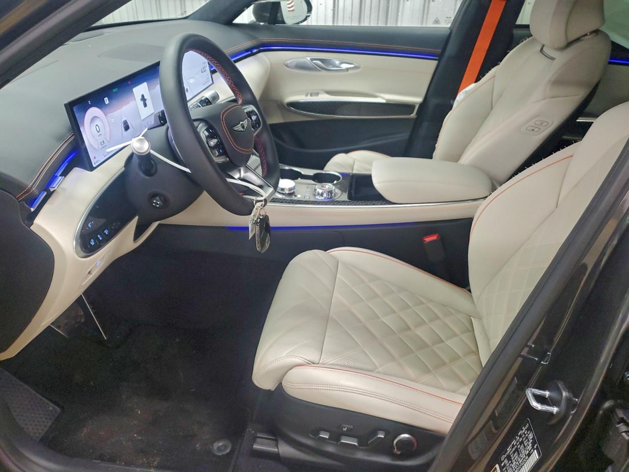 GENESIS GV70 SPORT PRESTIGE