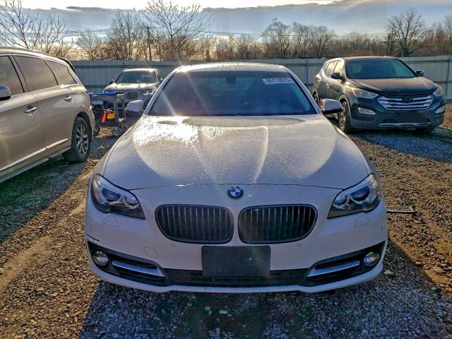 2016 BMW 528 XI #3303778437