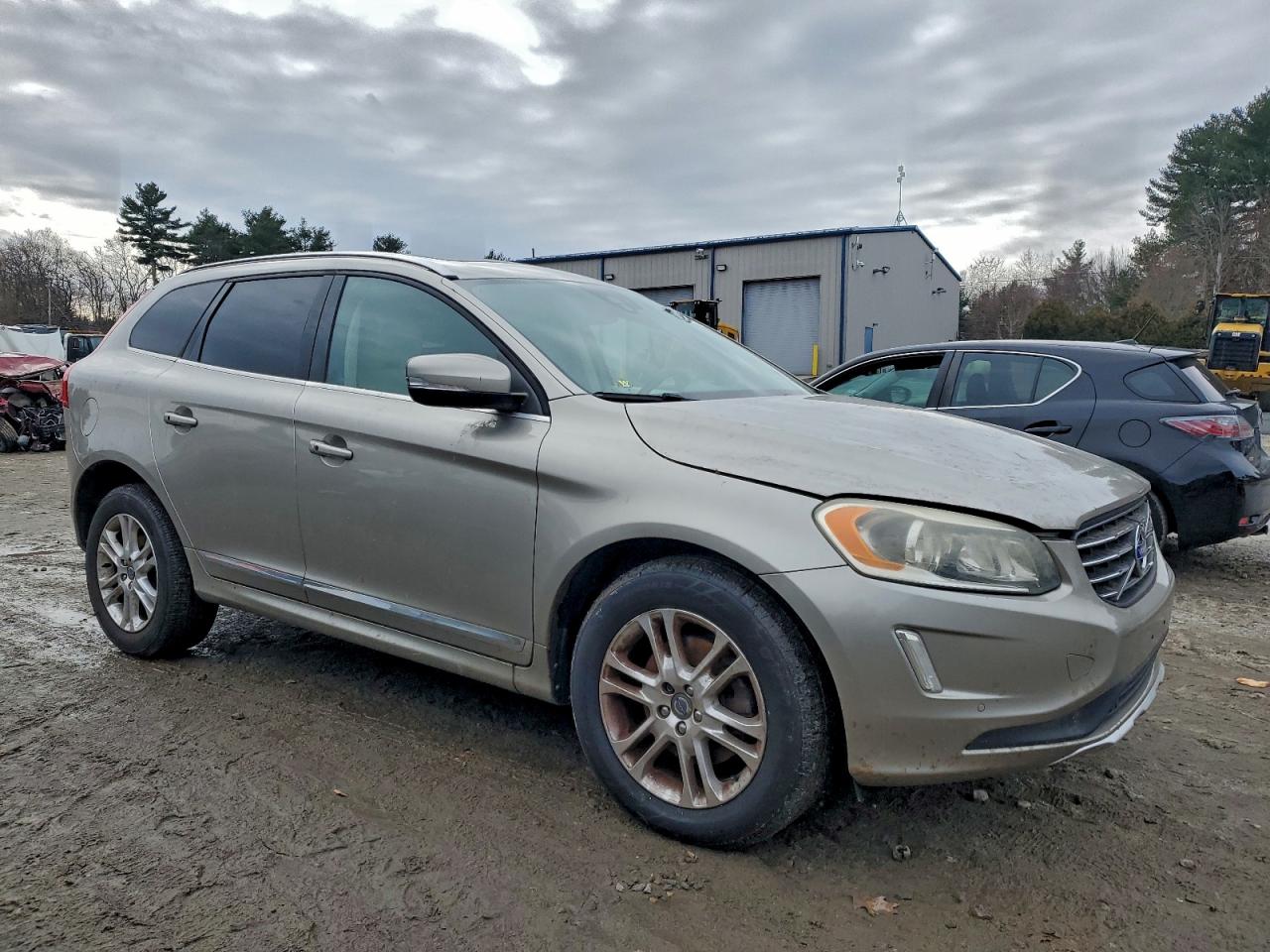 VOLVO XC60 T5 PREMIER