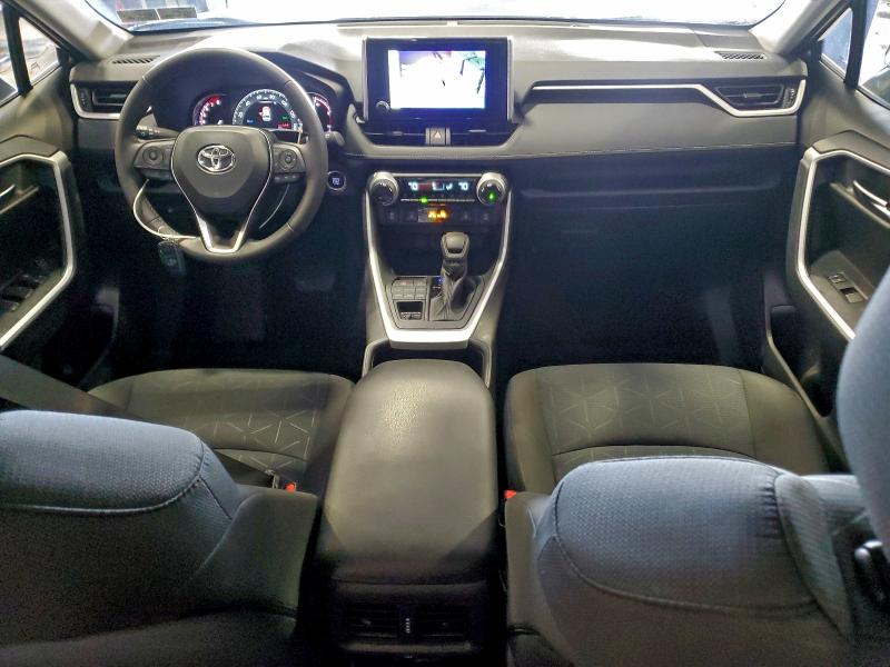 2025 TOYOTA RAV4 XLE #3316878117