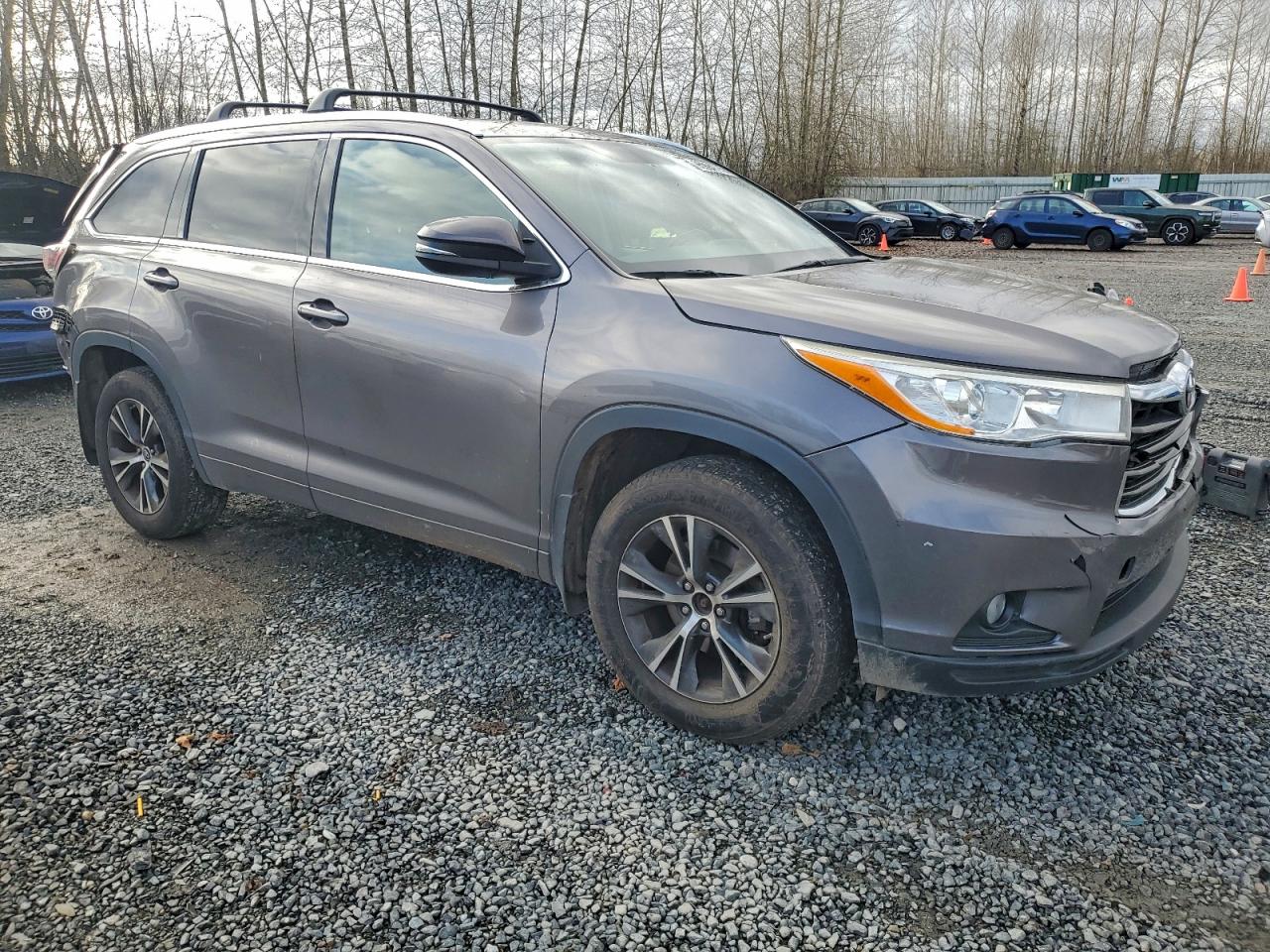 TOYOTA HIGHLANDER XLE