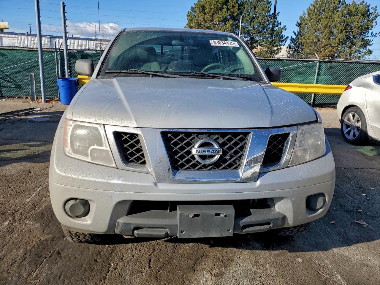 NISSAN FRONTIER S