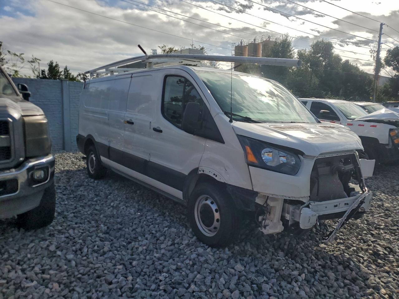 Lot #3315655776 2023 FORD TRANSIT T-