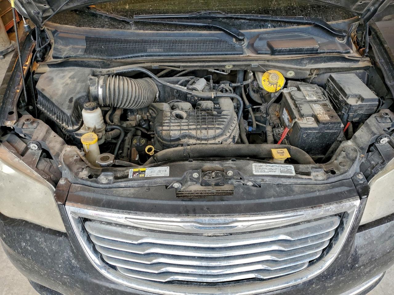 CHRYSLER TOWN & COUNTRY TOURING