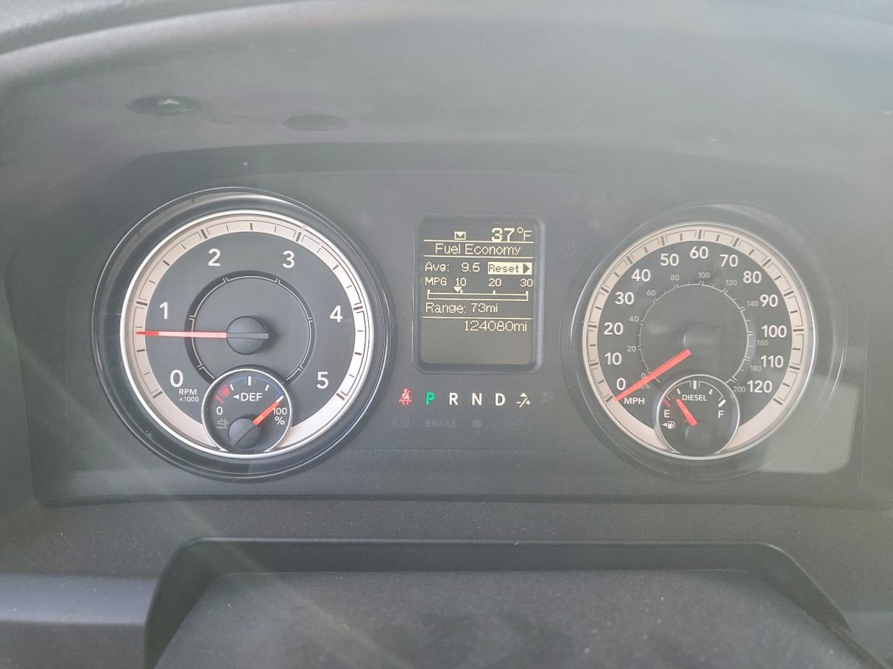 Lot #3317808081 2018 RAM 4500