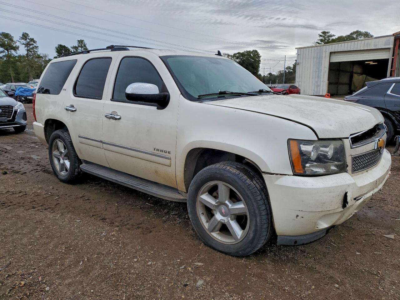 CHEVROLET TAHOE C1500 LTZ