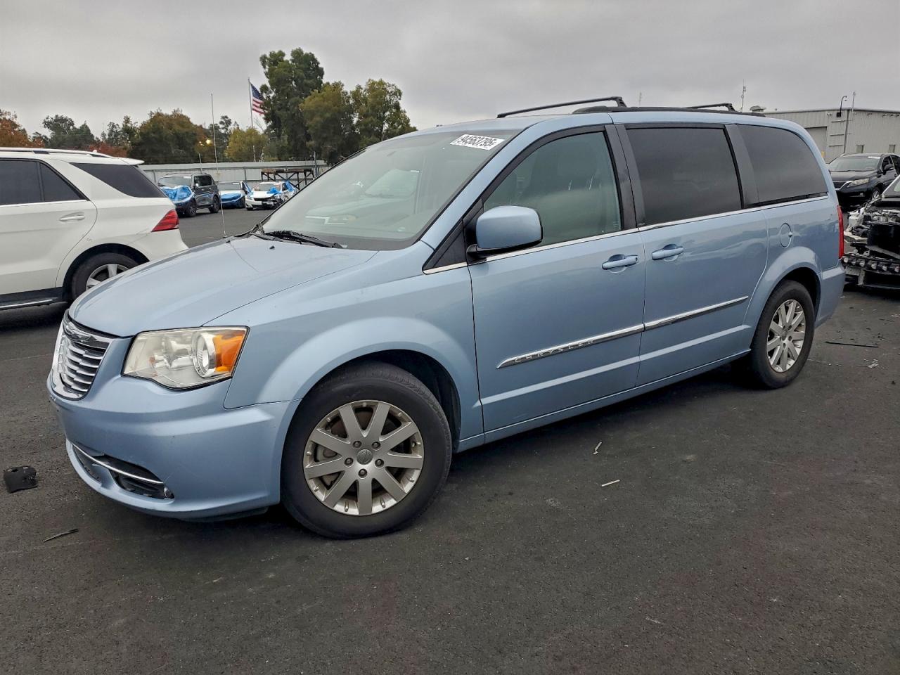 CHRYSLER TOWN & COUNTRY TOURING