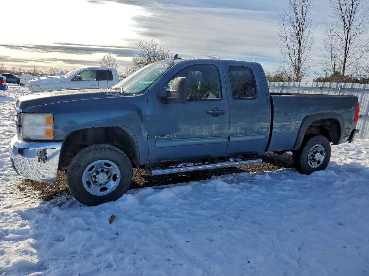CHEVROLET SILVERADO C2500 HEAVY DUTY LT