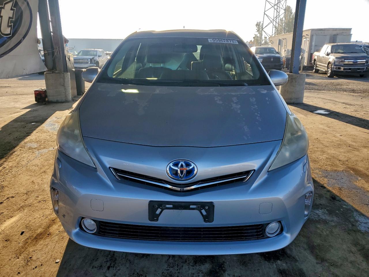Lot #3310626829 2012 TOYOTA PRIUS V