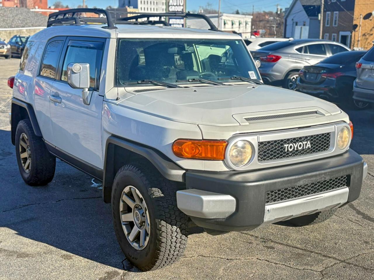 TOYOTA FJ CRUISER