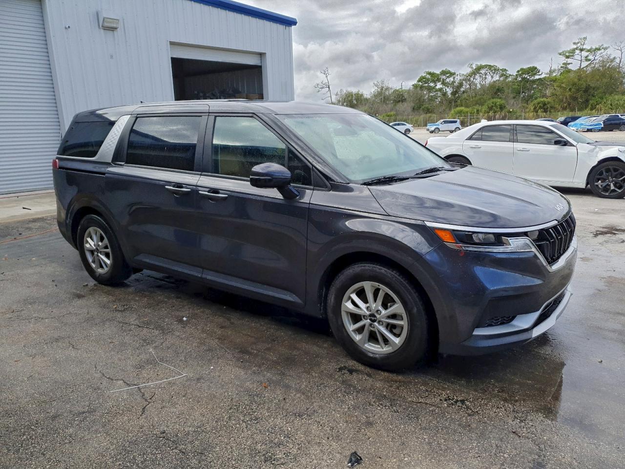 Lot #3312475614 2024 KIA CARNIVAL L