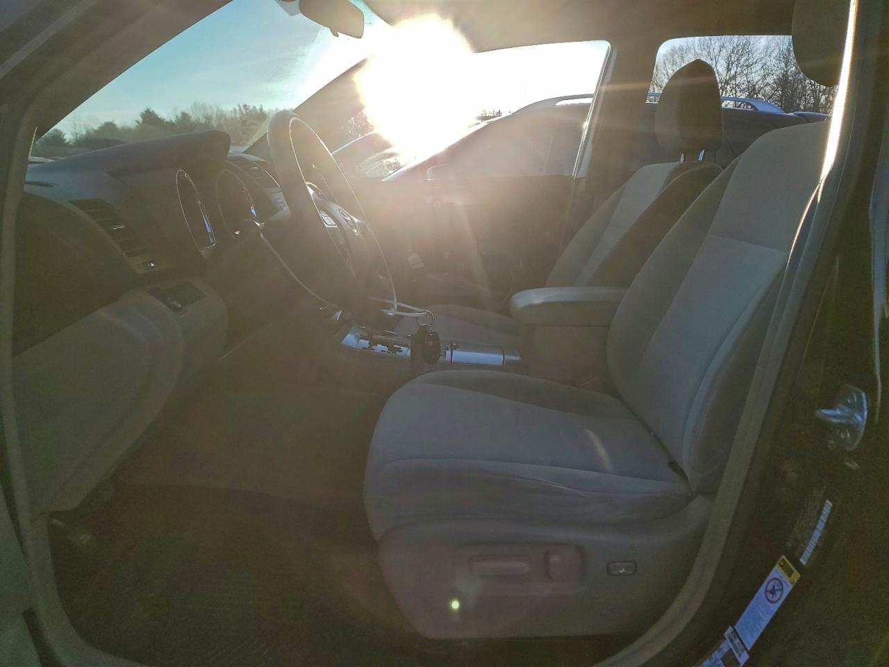 Lot #3316737402 2012 TOYOTA HIGHLANDER