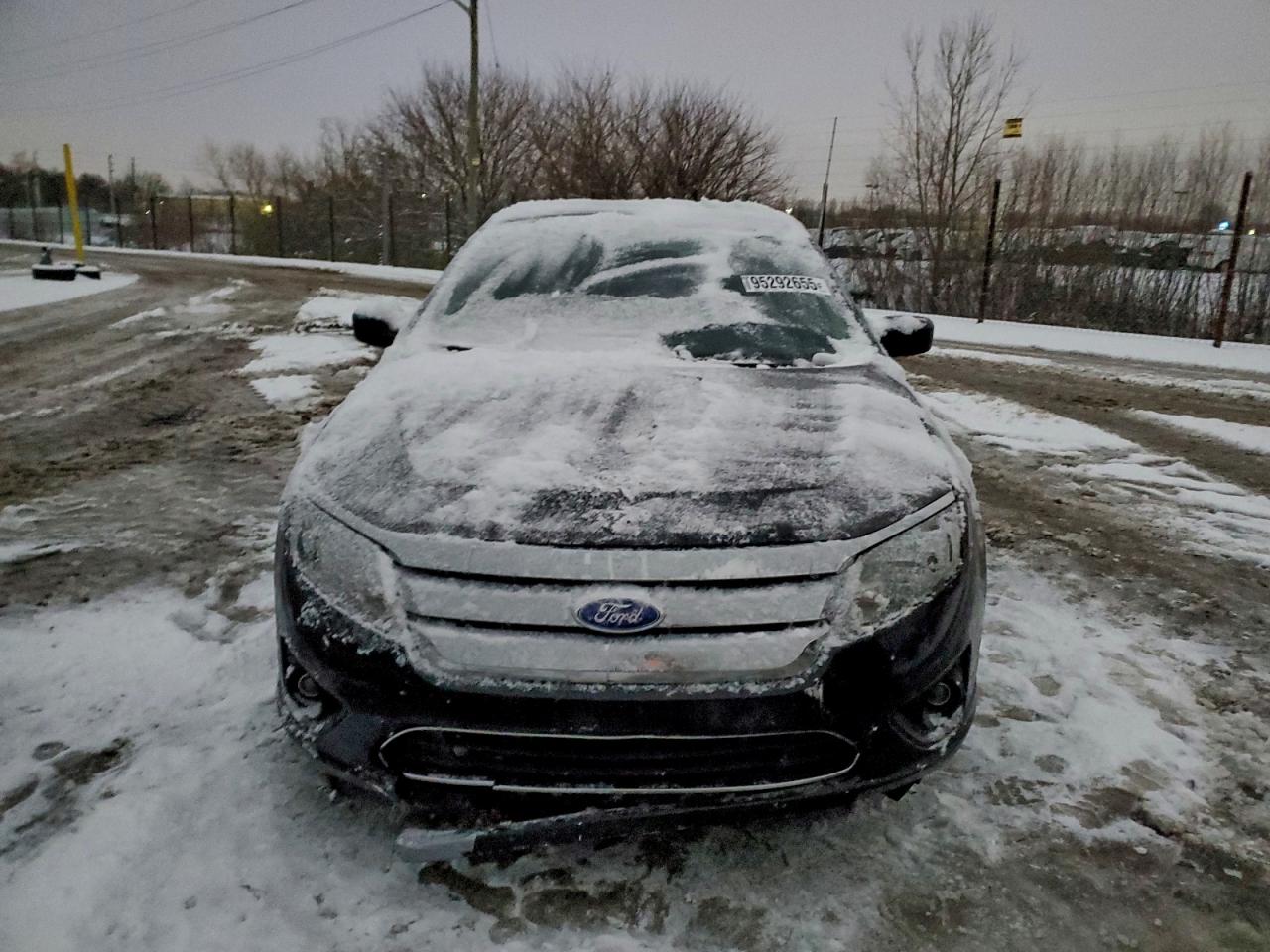 FORD FUSION SE