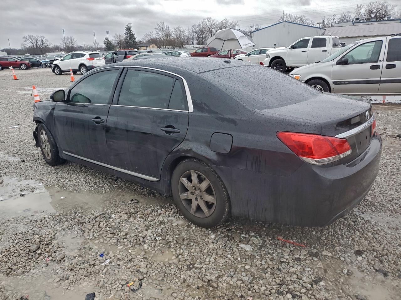 Lot #3311465231 2011 TOYOTA AVALON BAS
