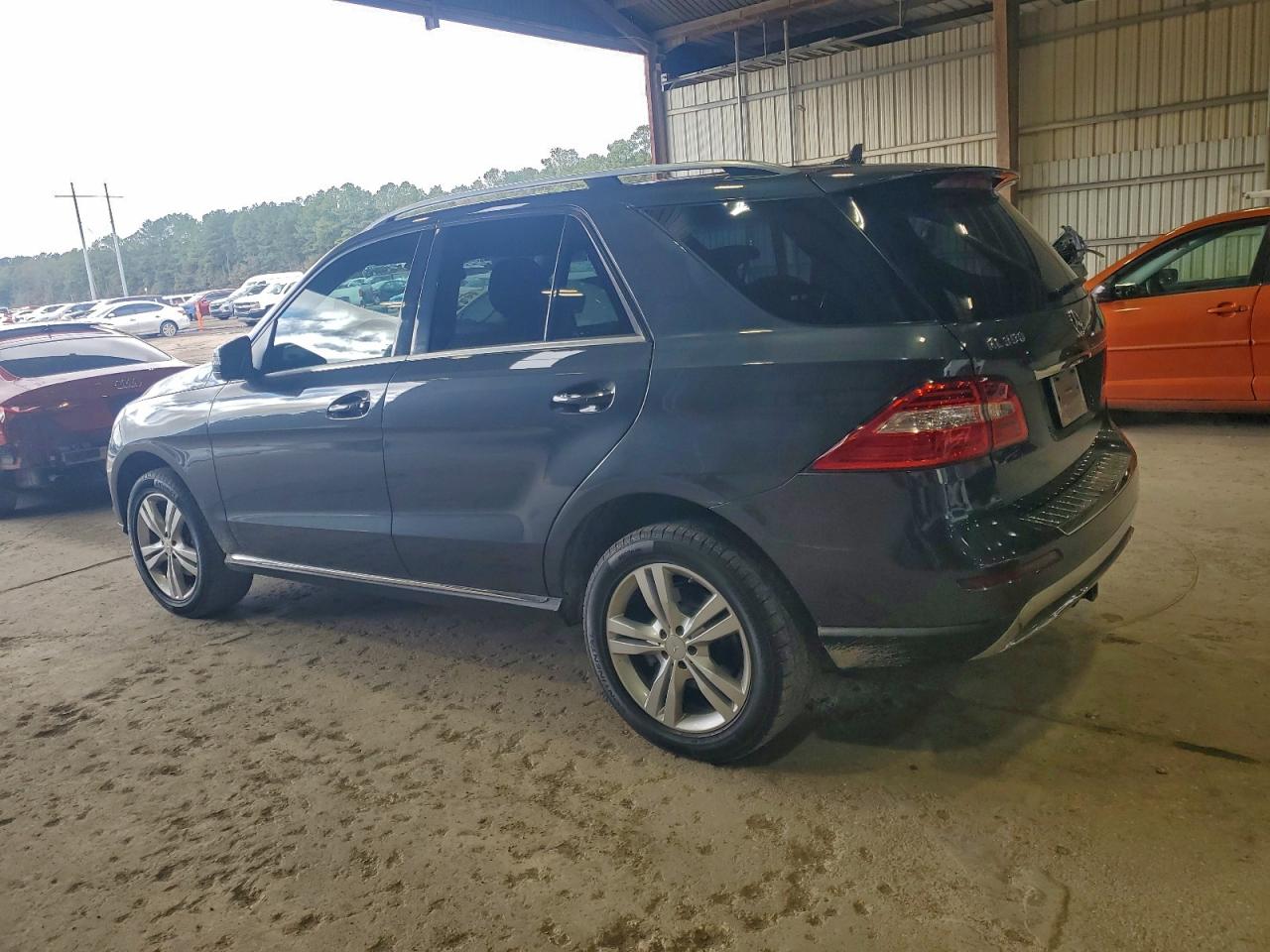 MERCEDES-BENZ M-CLASS 350