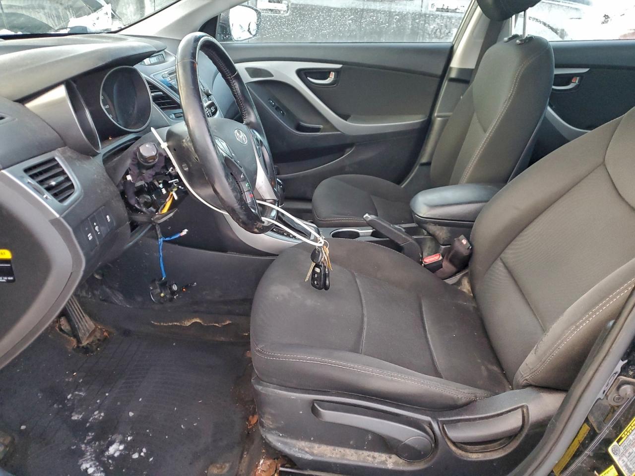 Lot #3318879914 2015 HYUNDAI ELANTRA SE