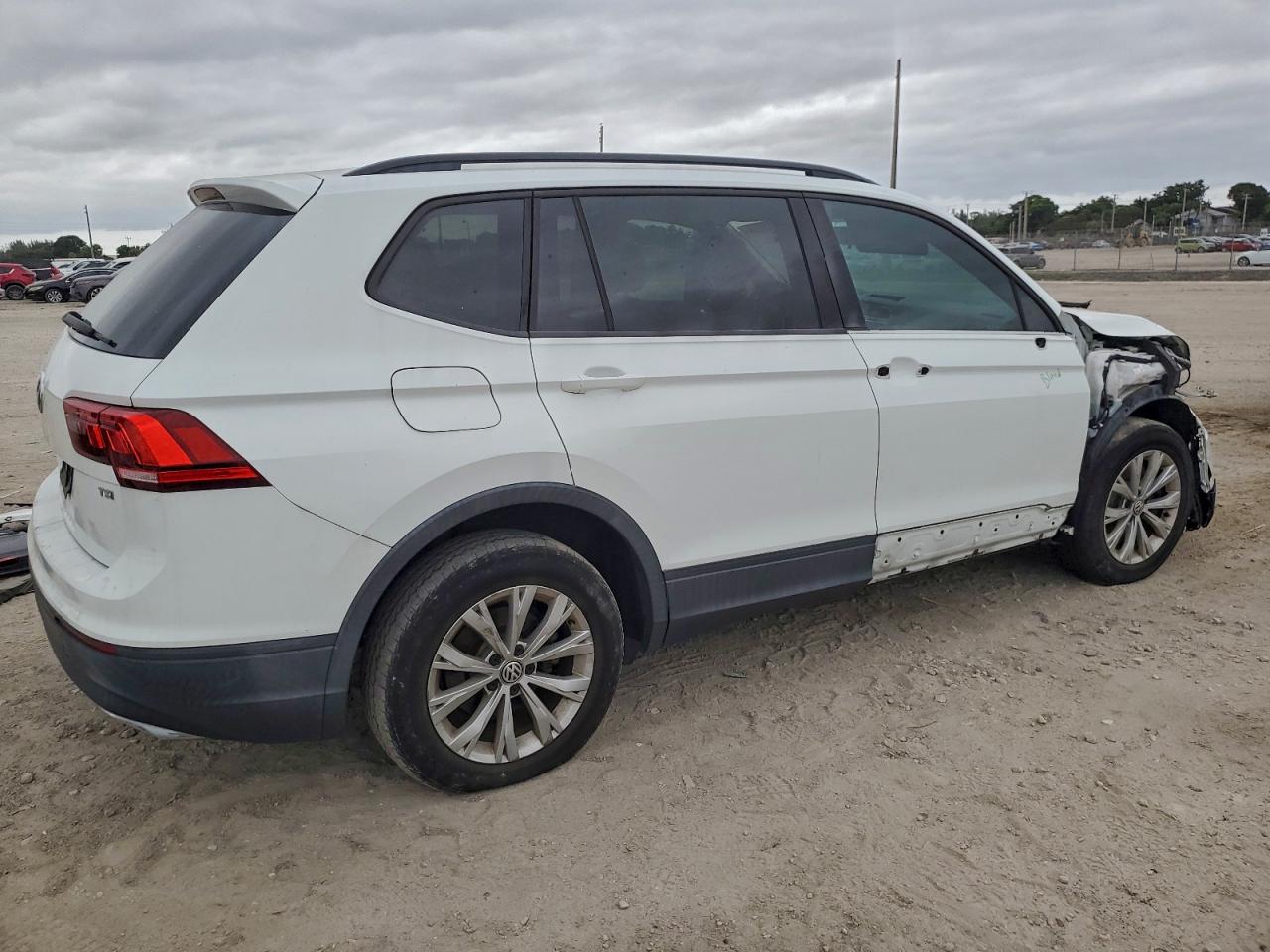 VOLKSWAGEN TIGUAN S