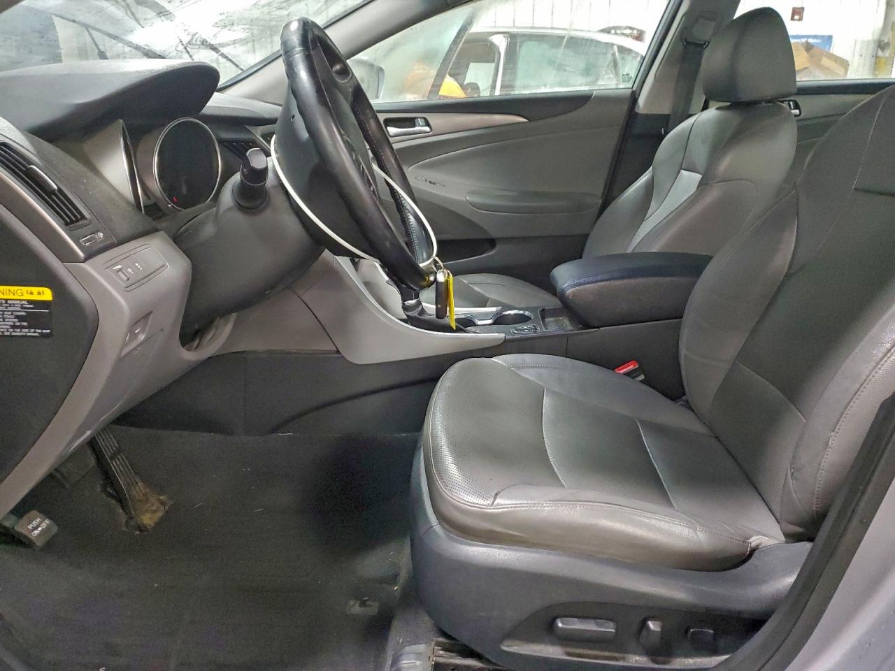 HYUNDAI SONATA HYBRID