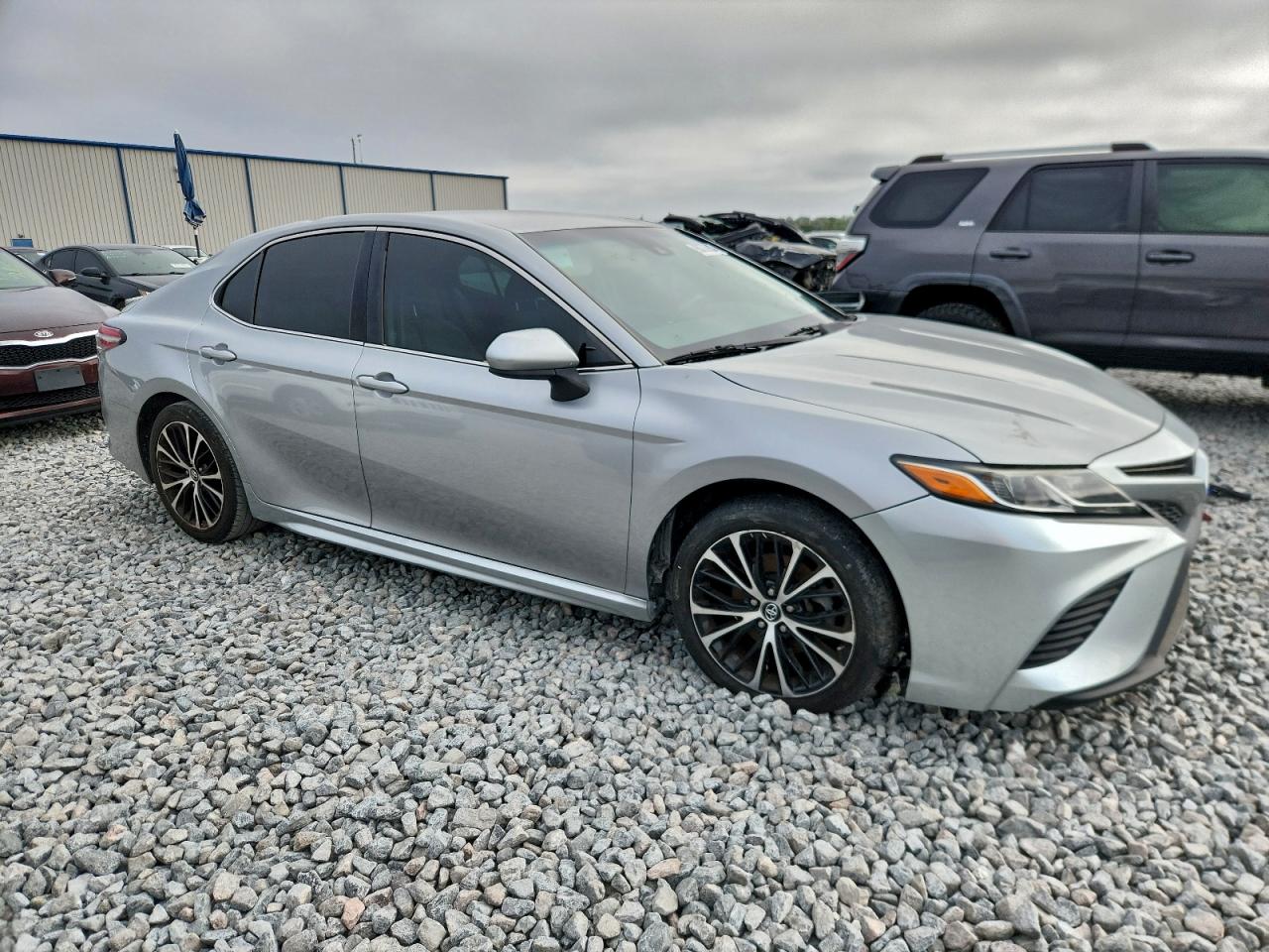 TOYOTA CAMRY L