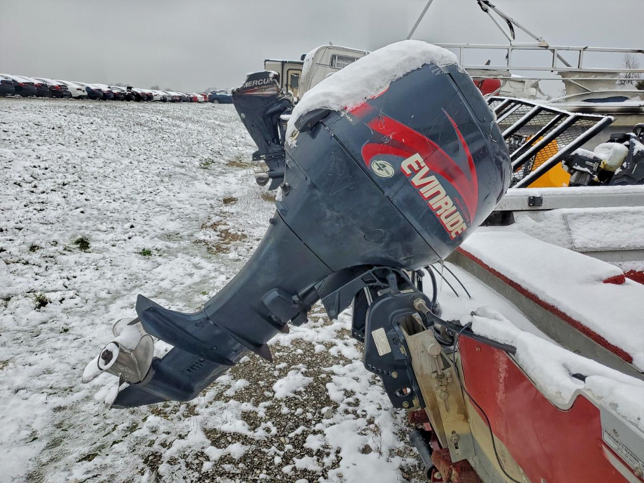 Lot #3304566456 1996 LUND BOAT