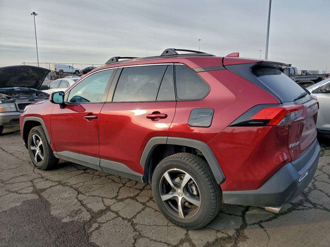 TOYOTA RAV4 XLE PREMIUM