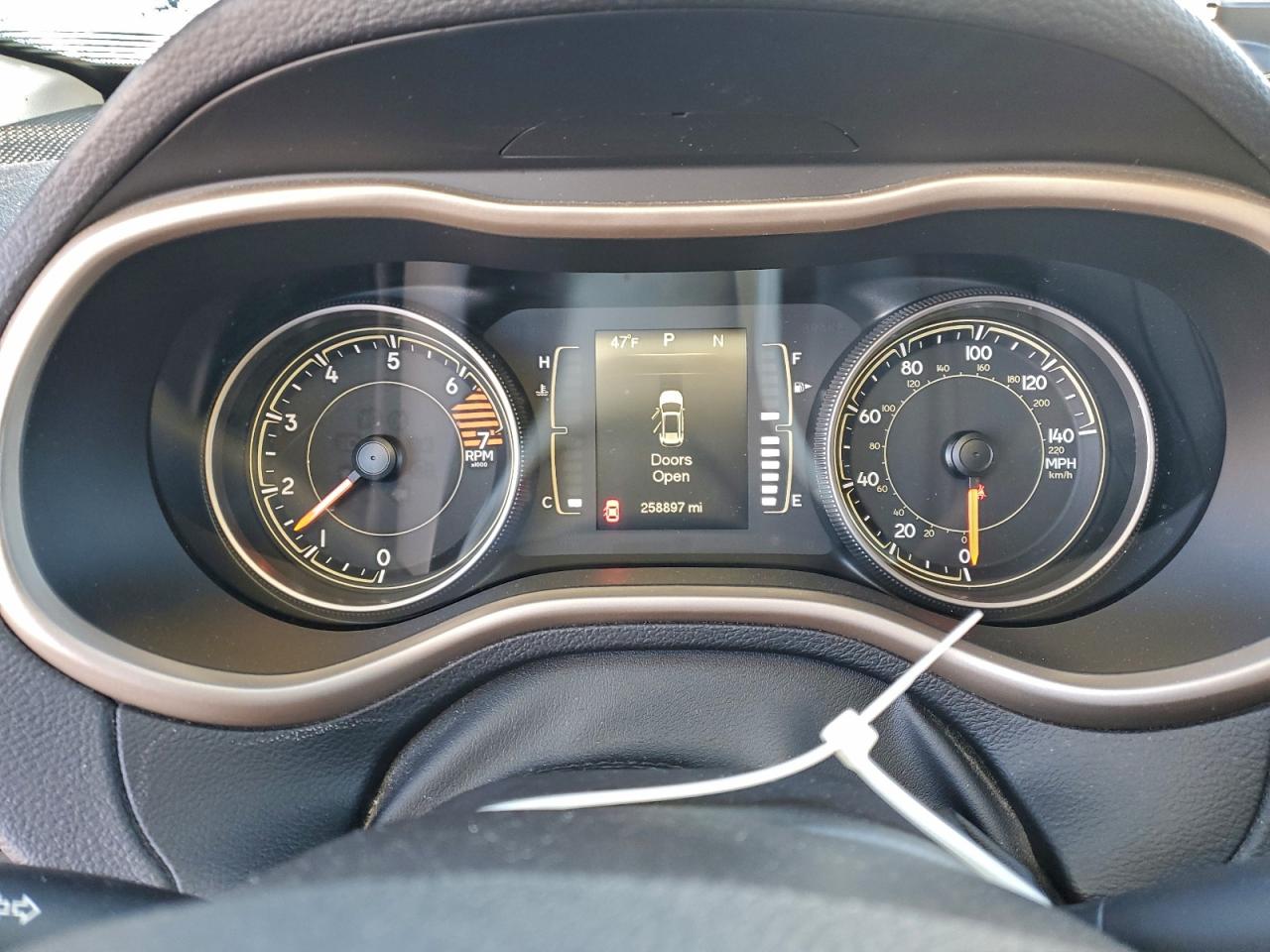 JEEP GRAND CHEROKEE LATITUDE