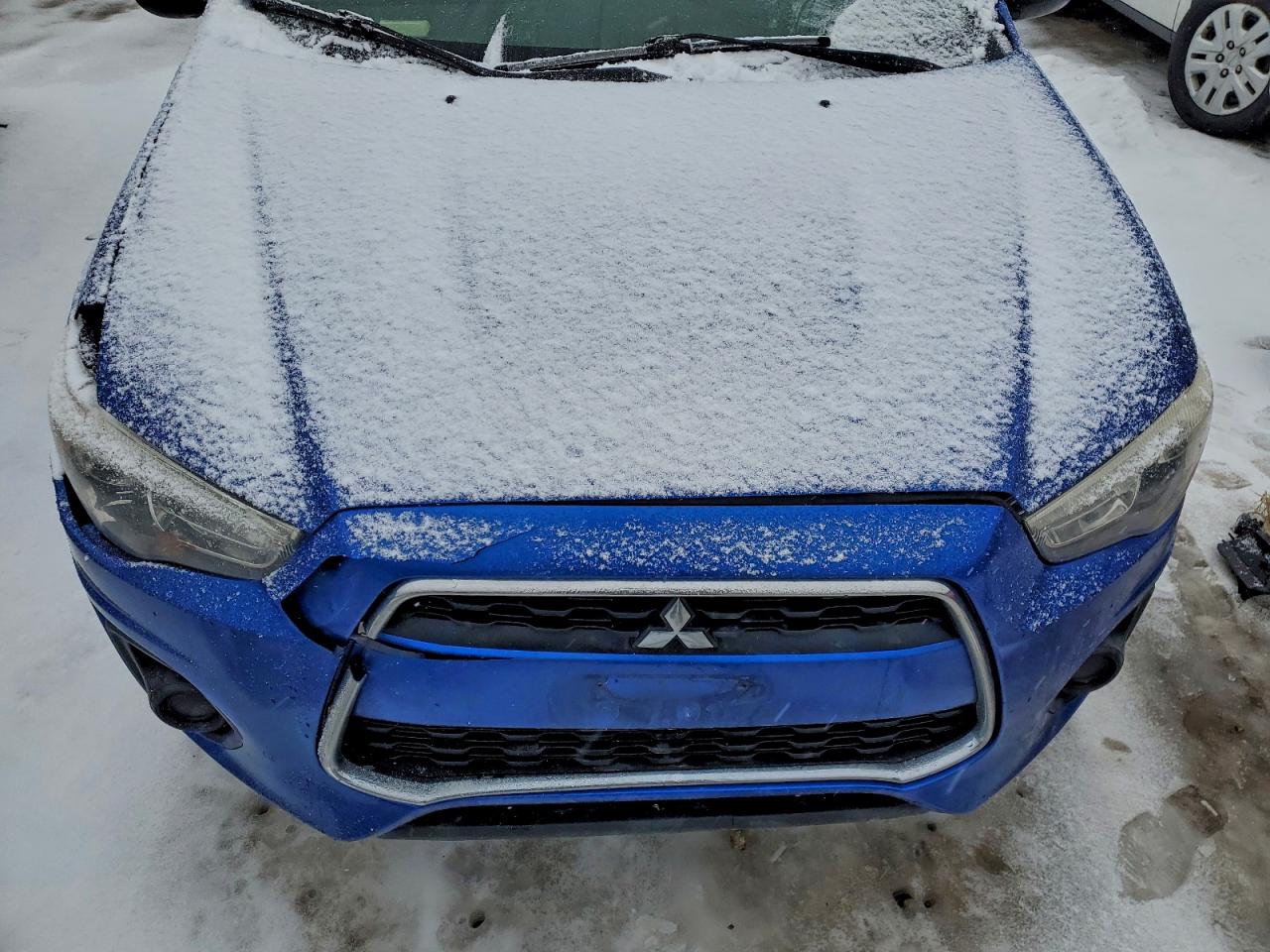 MITSUBISHI OUTLANDER ES