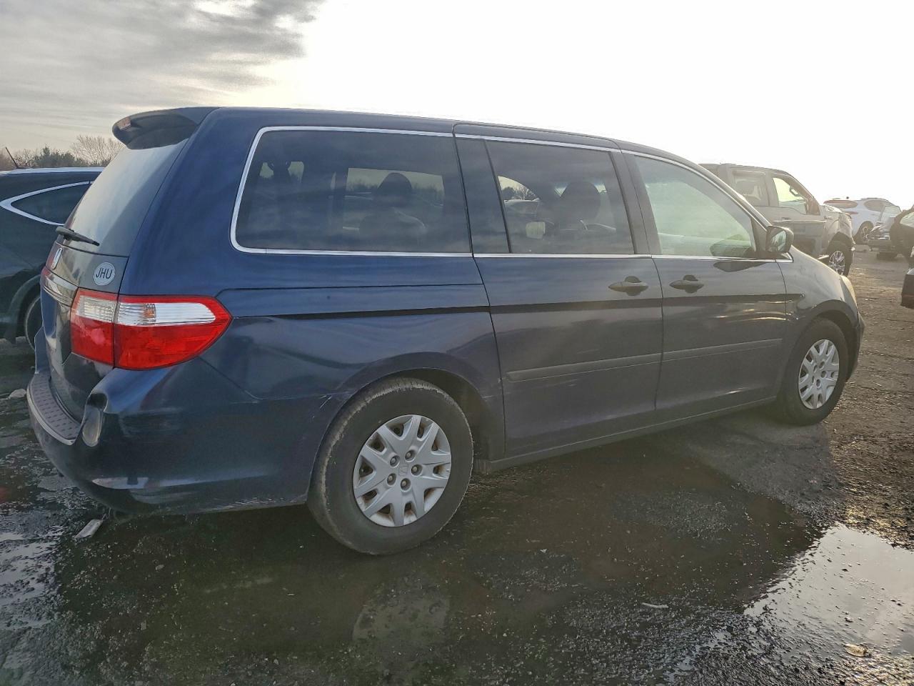 Lot #3319860154 2007 HONDA ODYSSEY LX