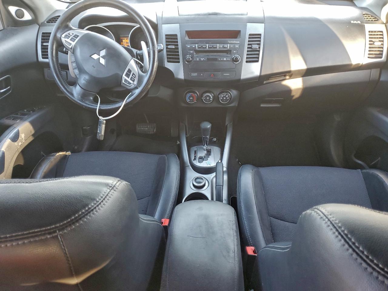 Lot #3303626934 2009 MITSUBISHI OUTLANDER