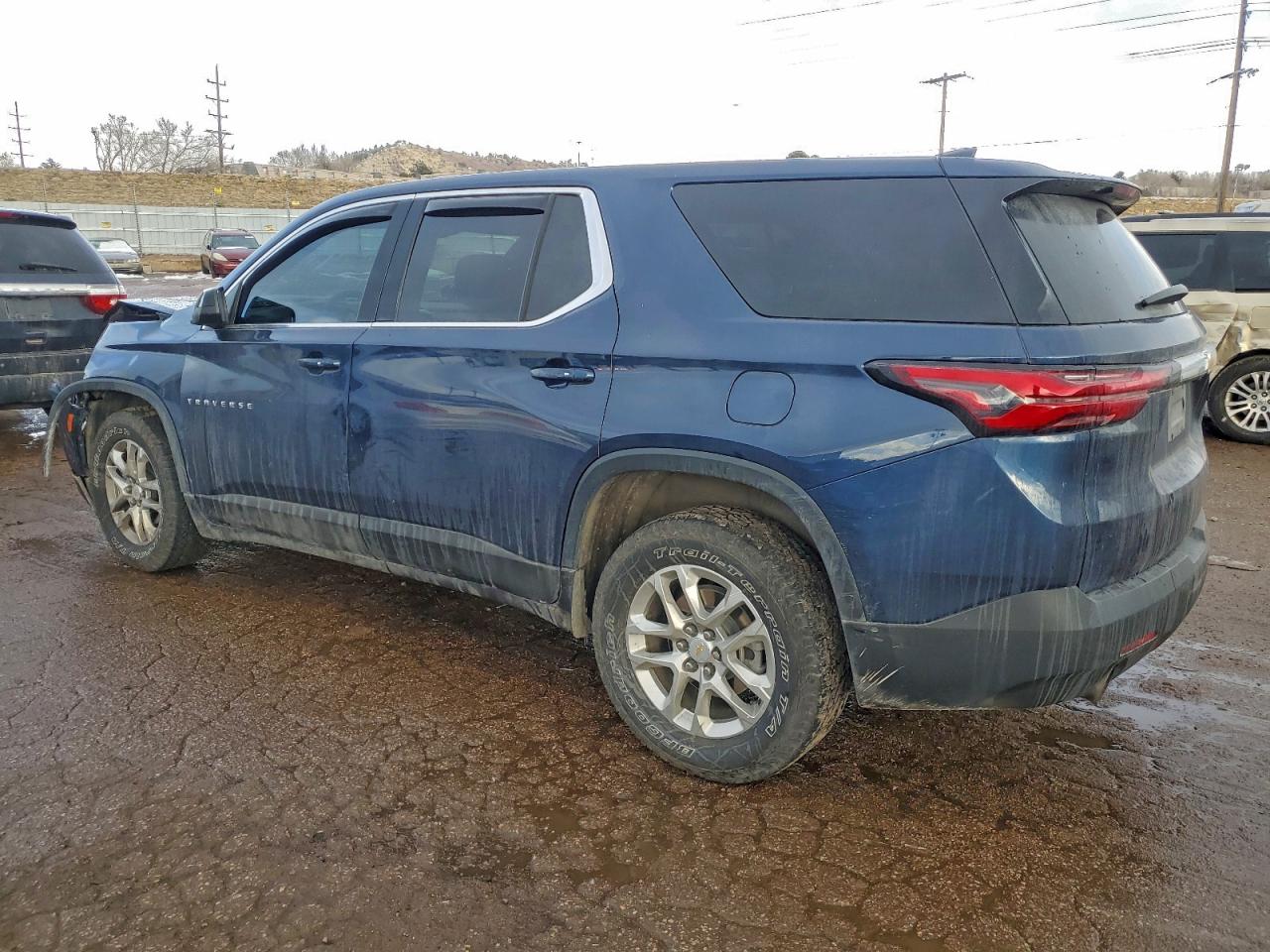 CHEVROLET TRAVERSE LS