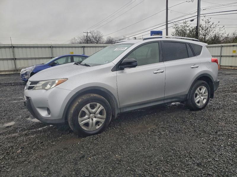 2015 TOYOTA RAV4 LE #3311676242