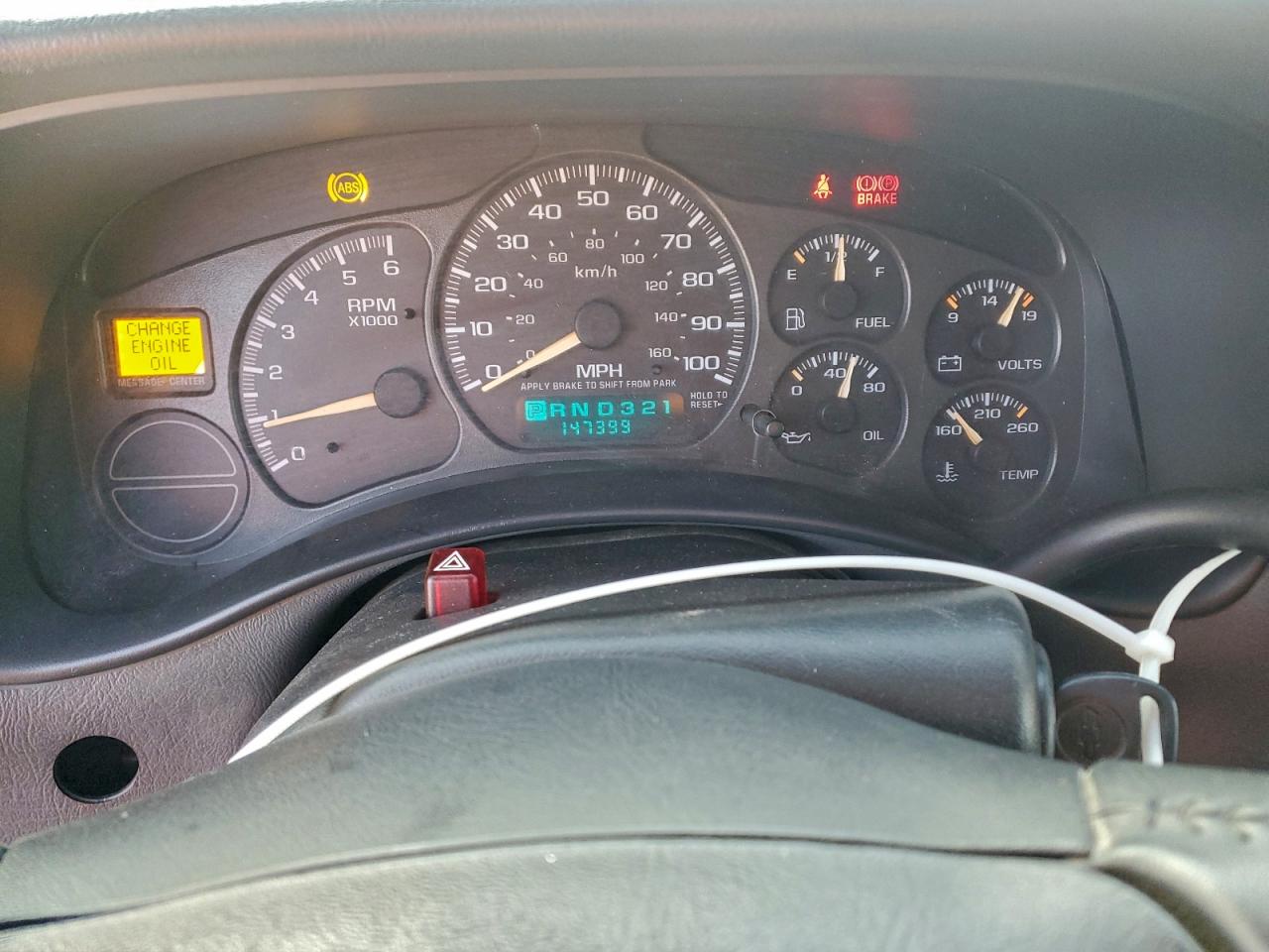 Lot #3305926212 2002 CHEVROLET AVALANCHE