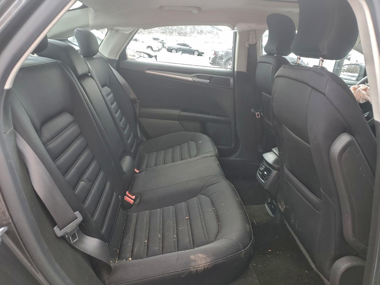 FORD FUSION SE HYBRID