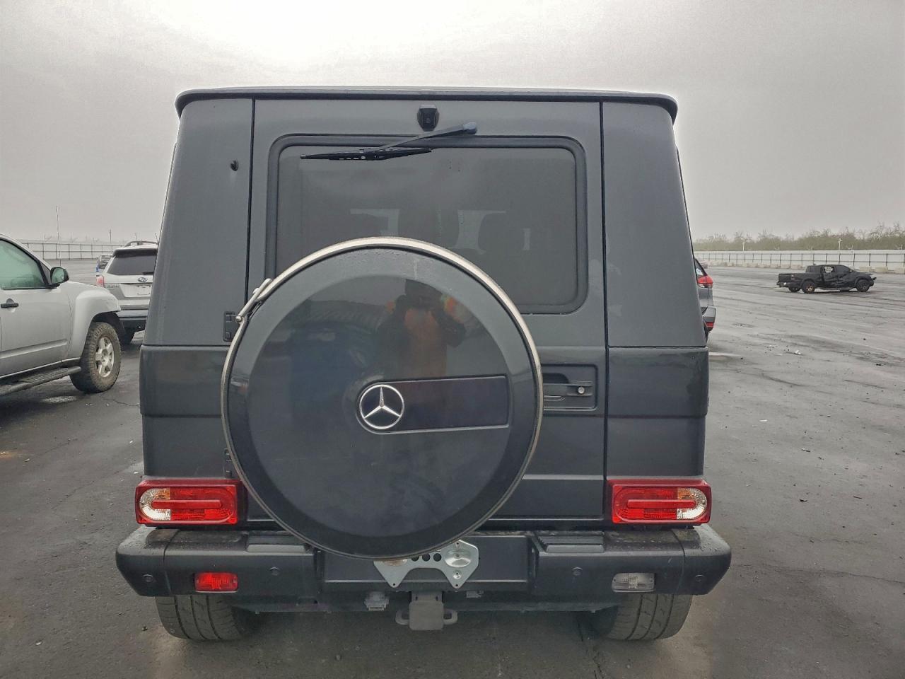 MERCEDES-BENZ G-CLASS 550