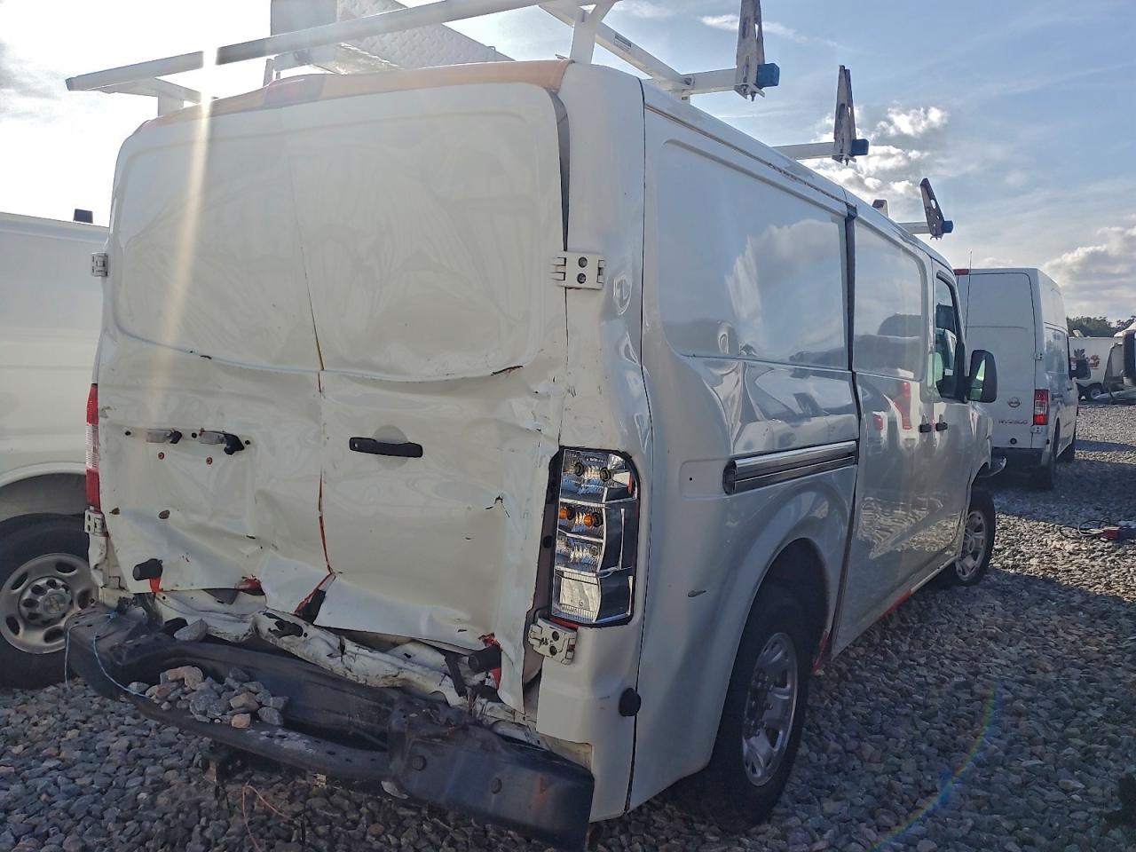 NISSAN NV1500 1500 S