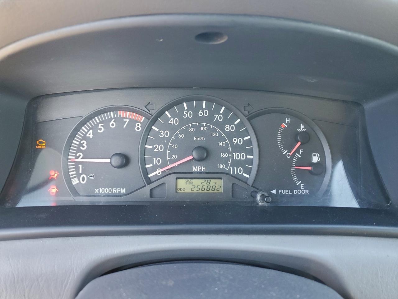 Lot #3317758085 2004 TOYOTA COROLLA CE