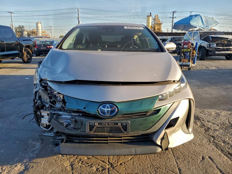 2017 TOYOTA PRIUS PRIM #3309605607