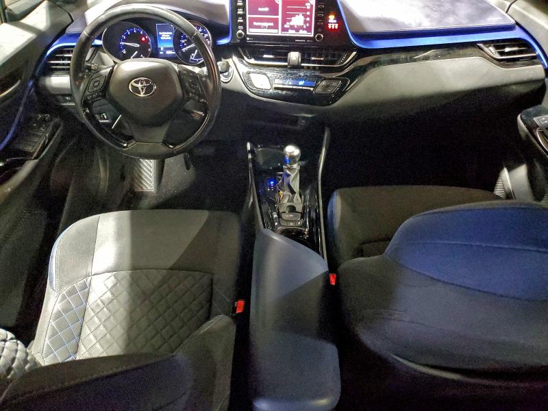 2020 TOYOTA C-HR XLE #3311673309