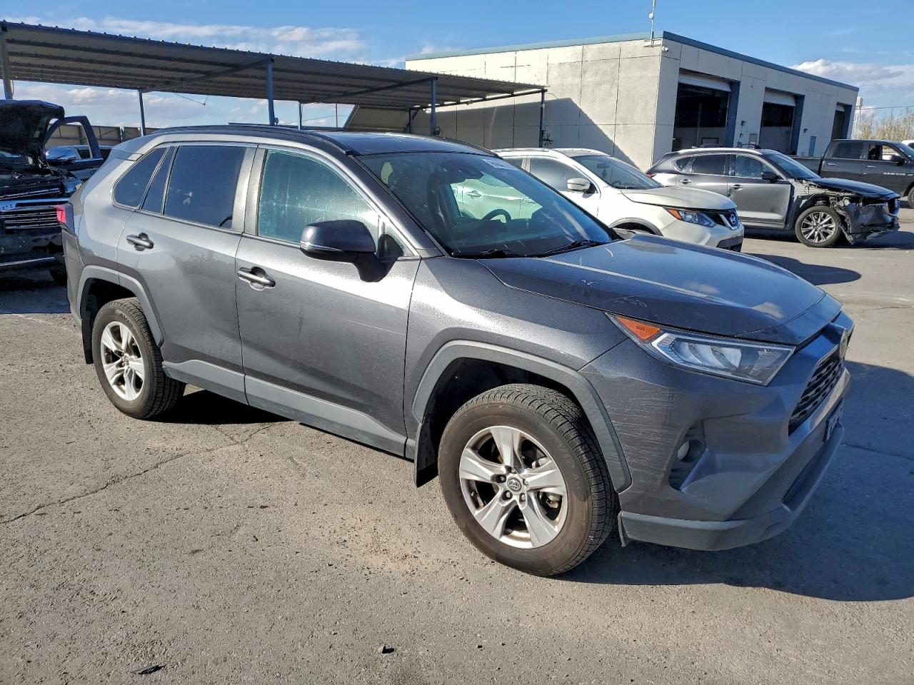 TOYOTA RAV4 XLE