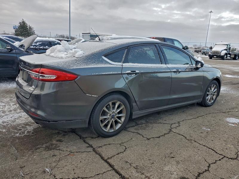 2017 FORD FUSION SE #3305398299