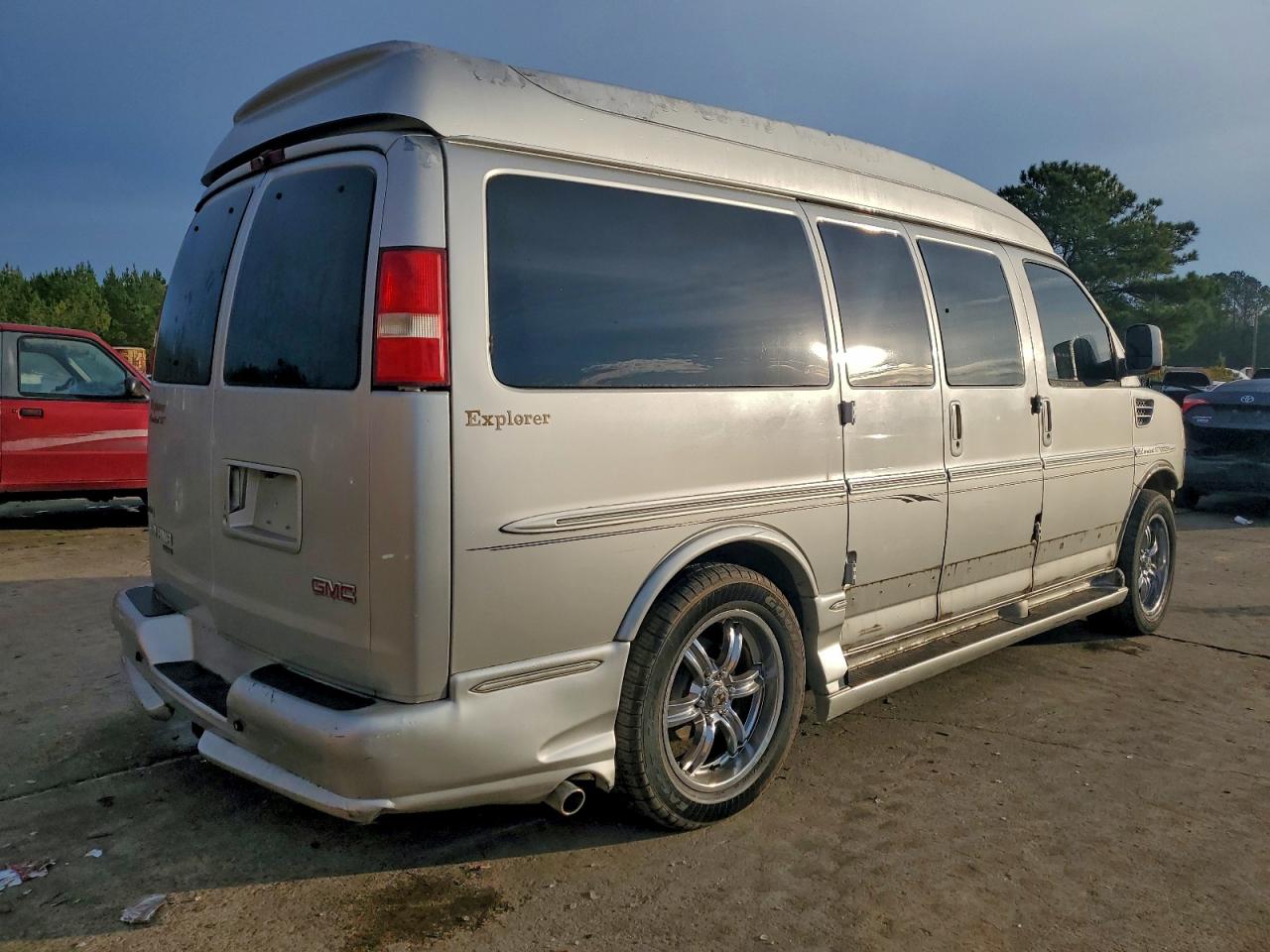 GMC SAVANA RV G1500 4LT