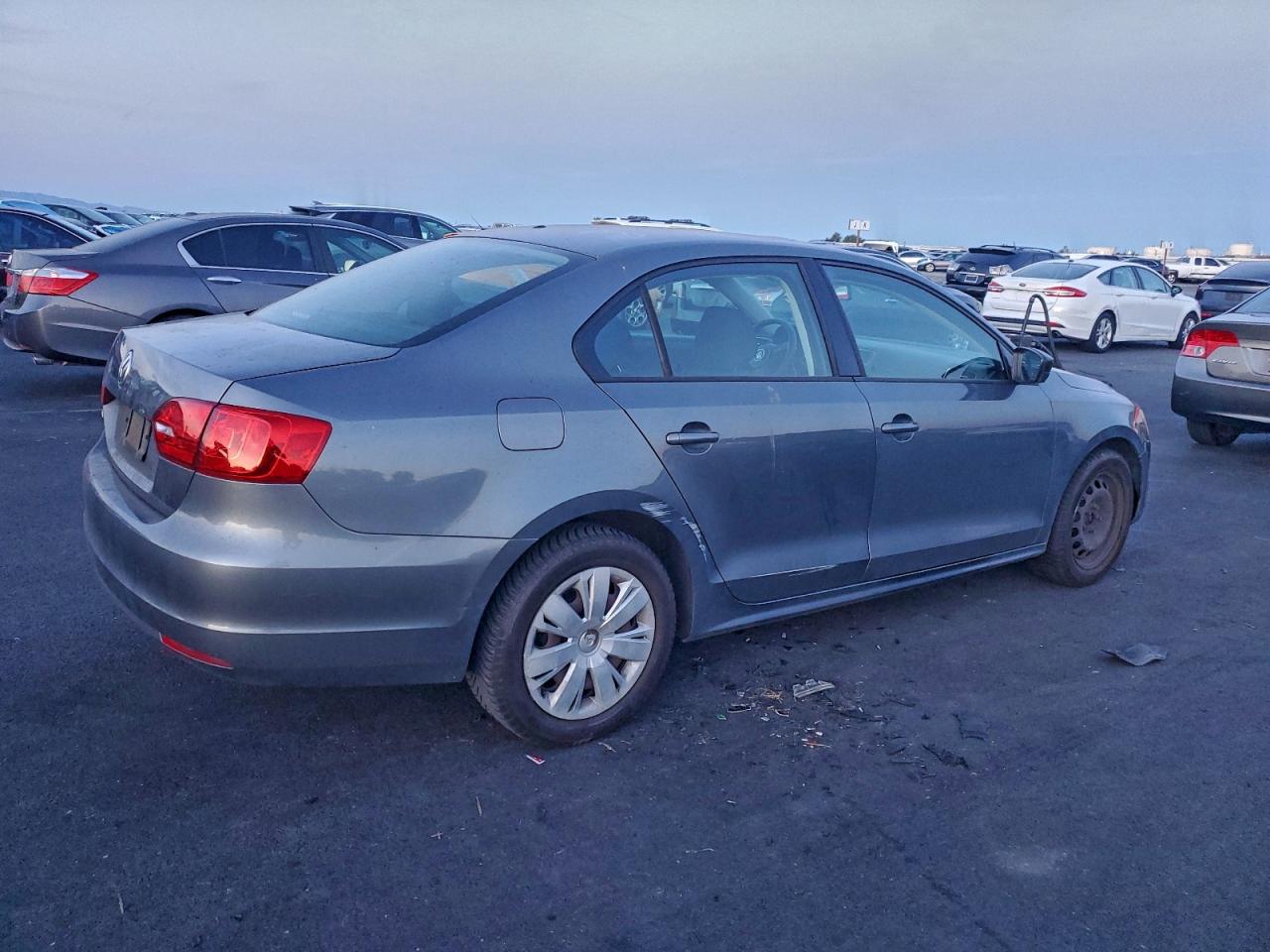 Lot #3312797100 2011 VOLKSWAGEN JETTA BASE