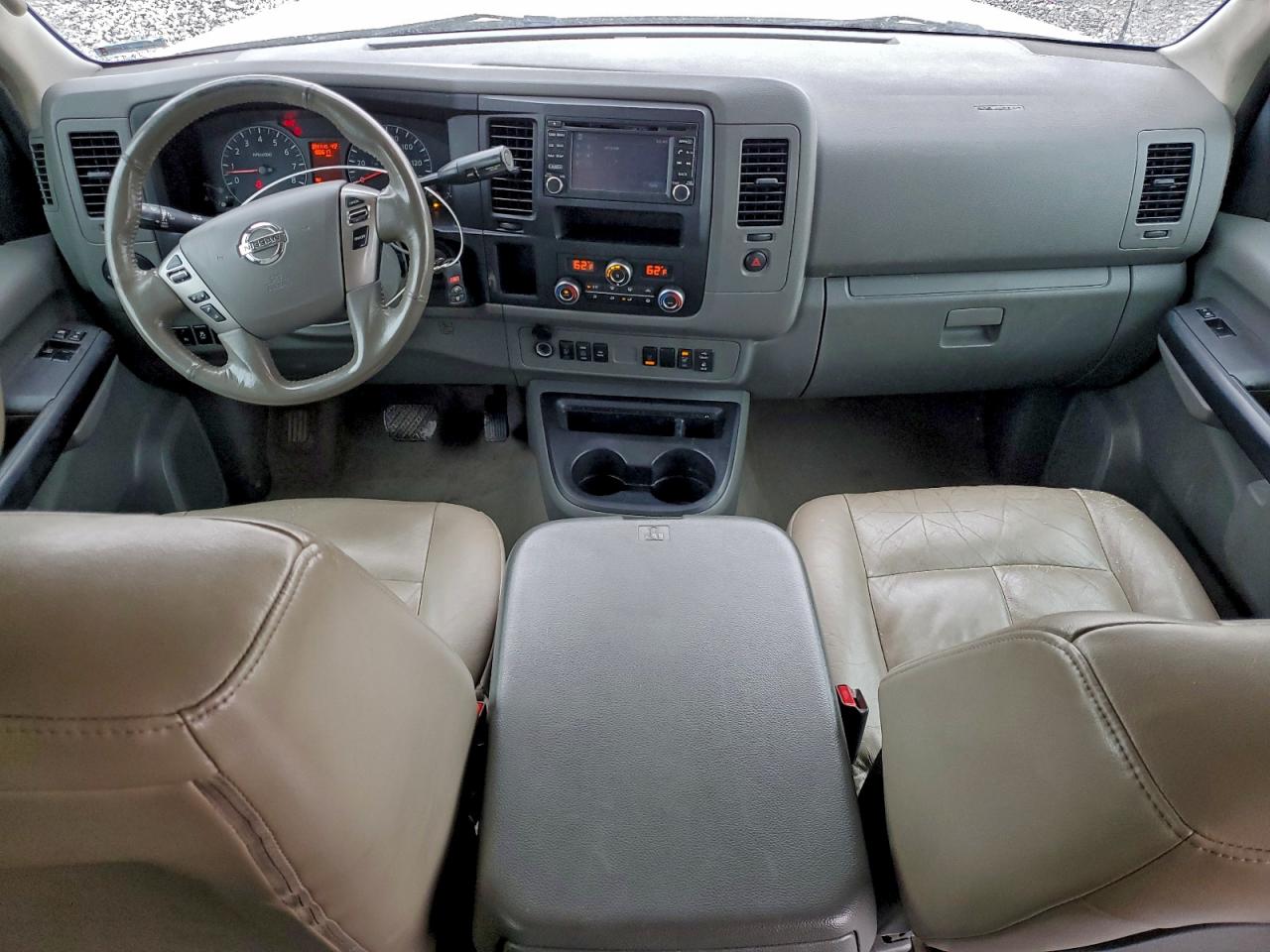 NISSAN NV3500 3500 S