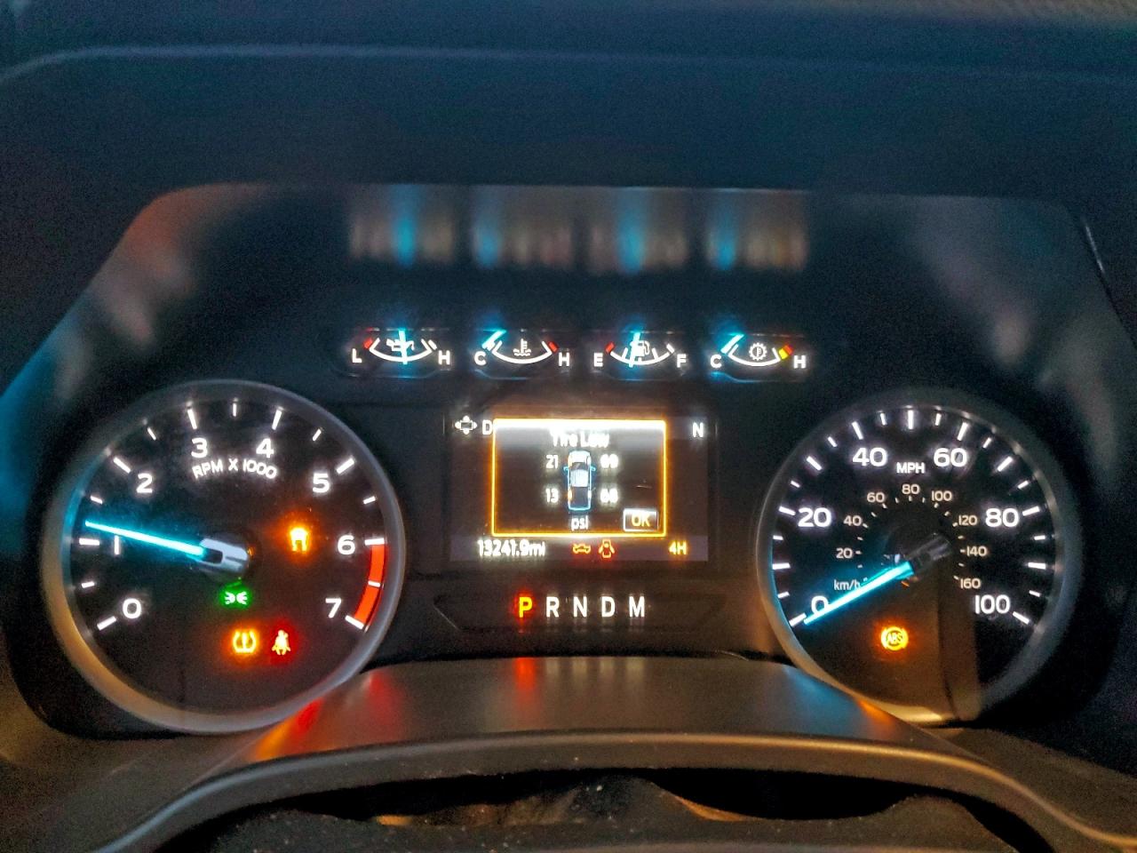 FORD F-350 SUPER DUTY