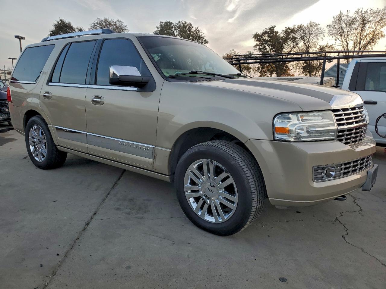 Lot #3311455244 2008 LINCOLN NAVIGATOR