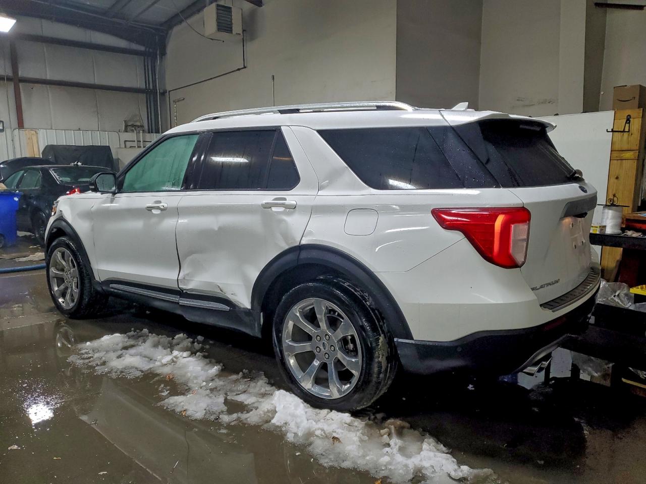FORD EXPLORER PLATINUM