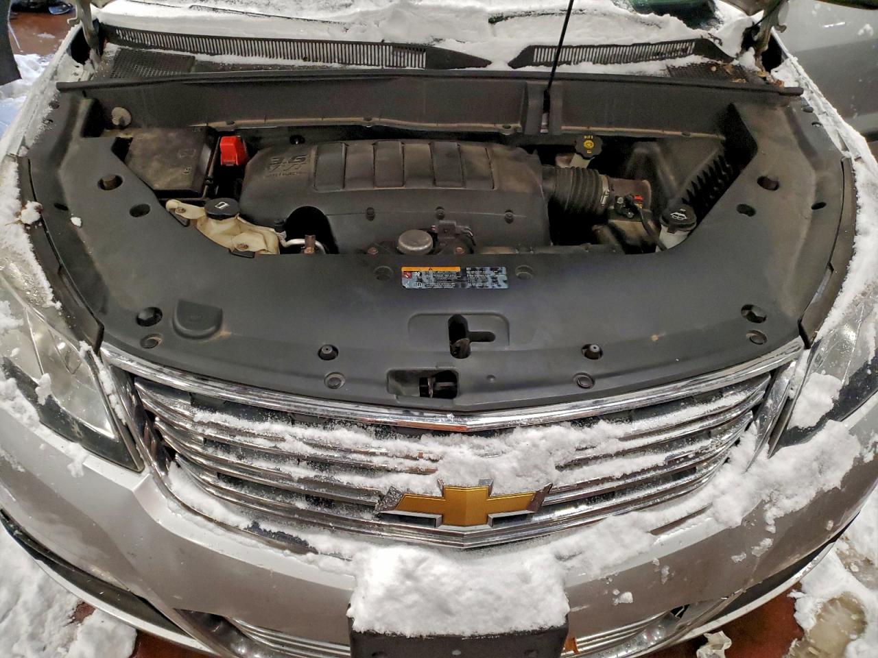 CHEVROLET TRAVERSE LS