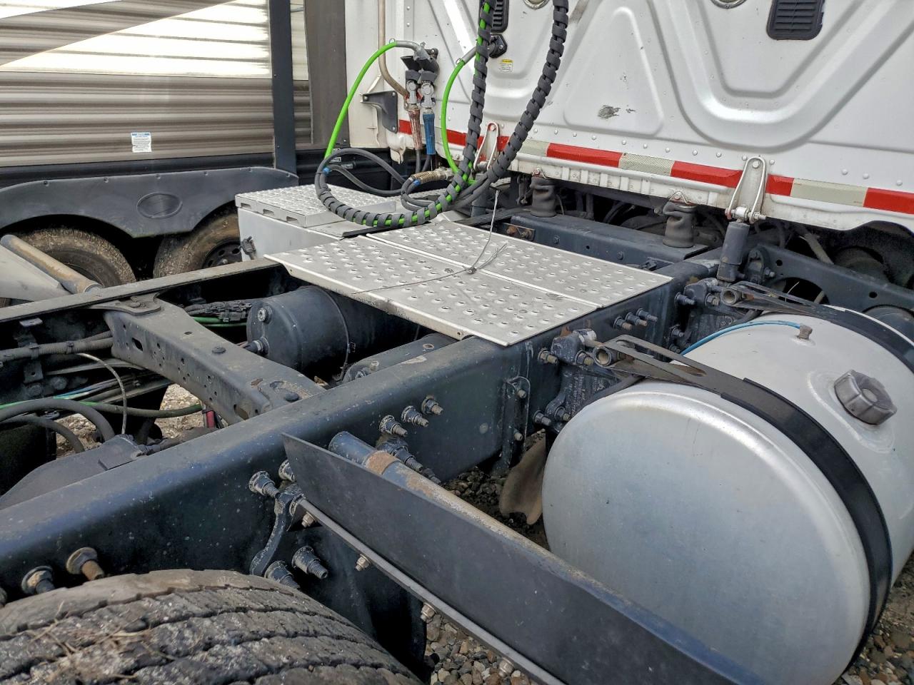 Lot #3317761067 2016 FREIGHTLINER CASCADIA 1