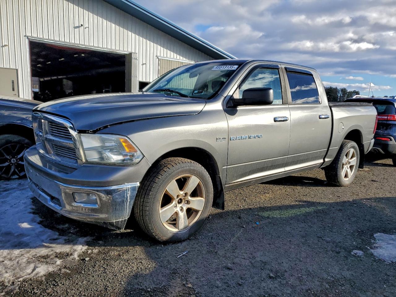 DODGE RAM 1500 SLT